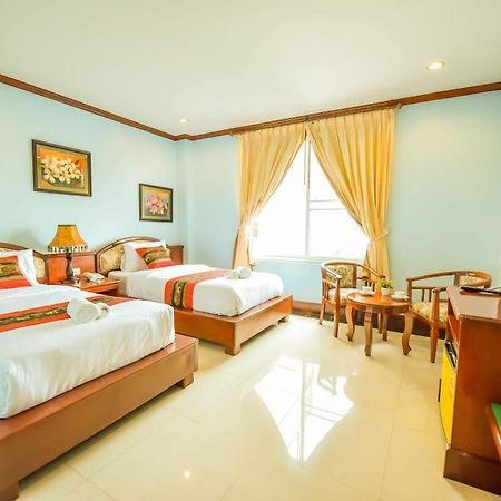 פקסה Soubandith Hotel מראה חיצוני תמונה